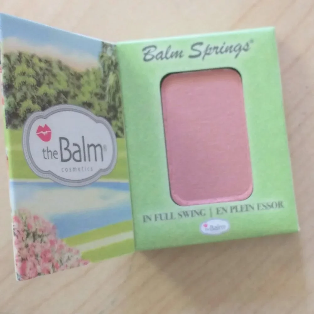 NEW THE BALM SPRINGS TRAVEL BLUSH + BLUSH BRUSH